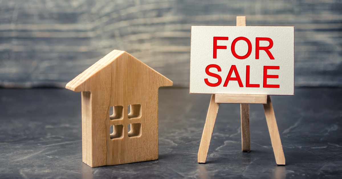 Little wooden Scottsdale home for sale
