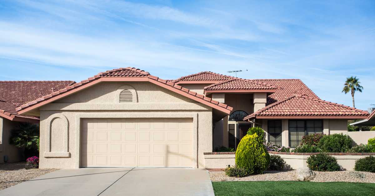 A one-level Scottsdale home with a red tiled roof
